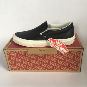 VANS Leather Perf Classic Slip On Black Unisex